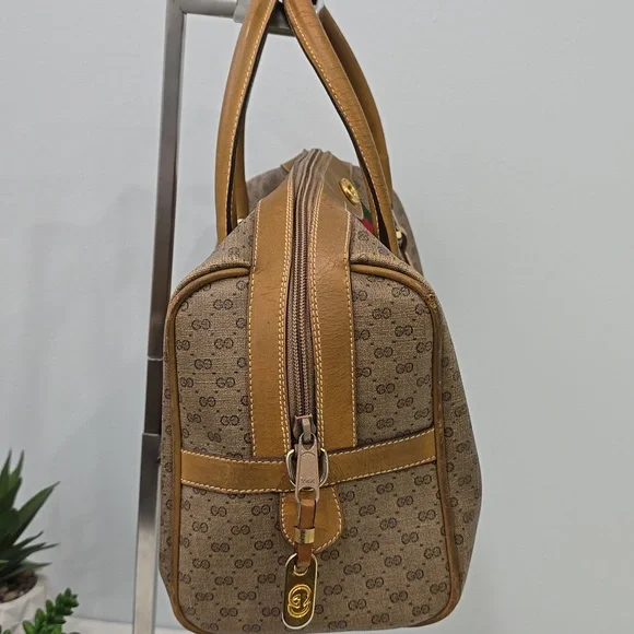 GUCCI - Vintage GG Supreme Boston Bag in Tan, PVC & Leather, with Sherry Line - Picture 5 of 17